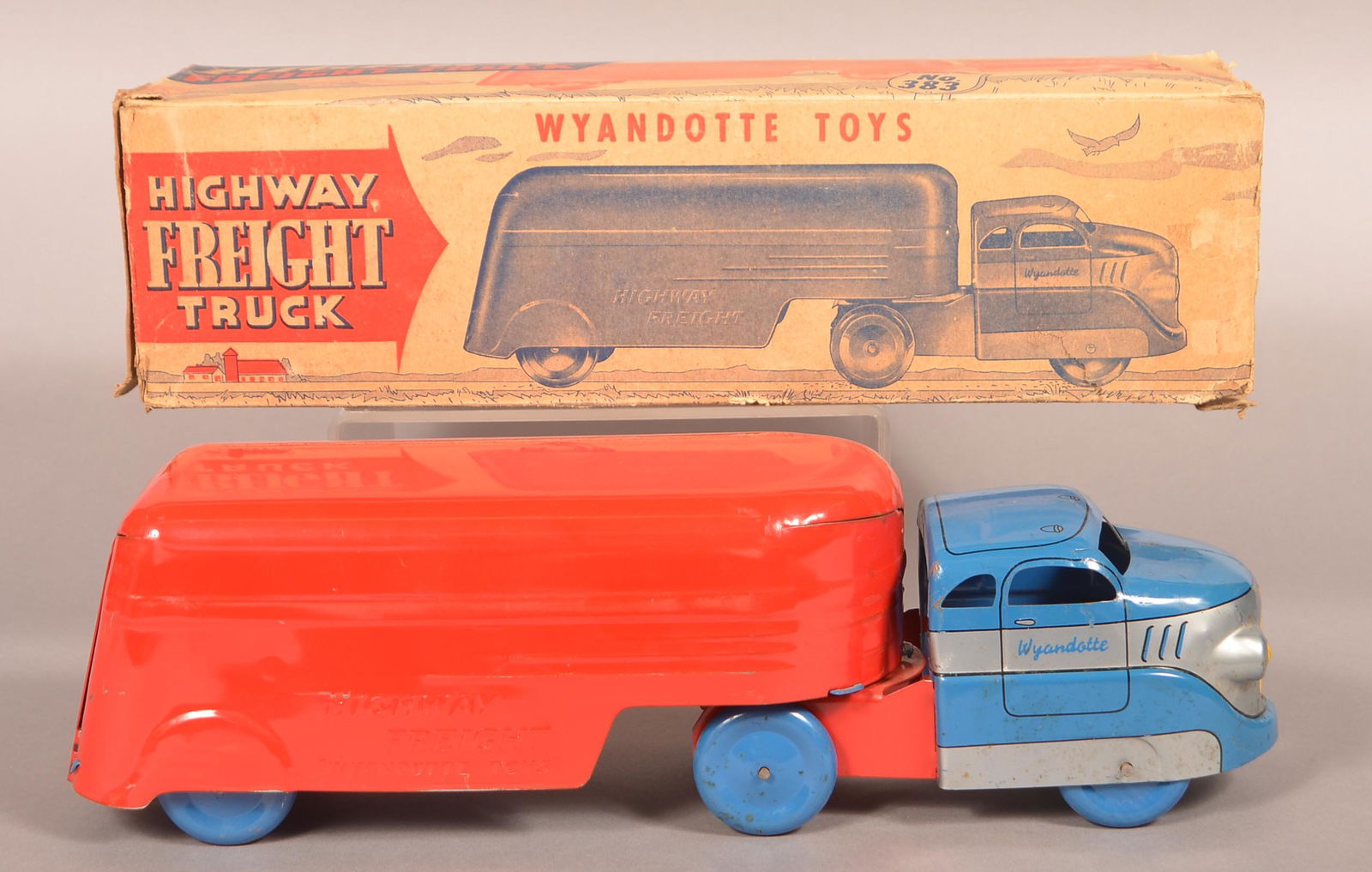 Wyandotte Pressed Steel No. 383 Highway Freight Truck. (1 of 4)