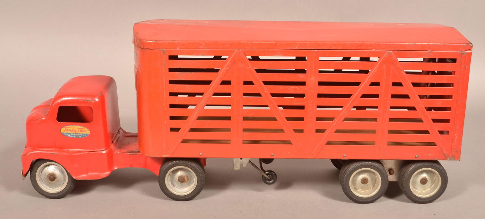 Tonka No. 500 Pressed Steel Livestock Truck. (1 of 3)