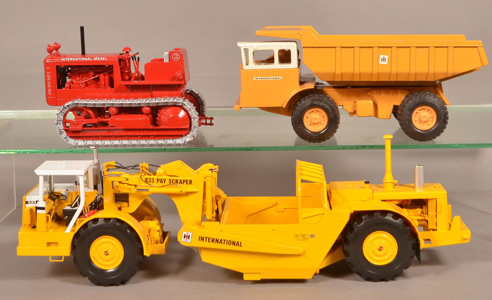 Three International Harvester Construction Toys. (1 of 3)