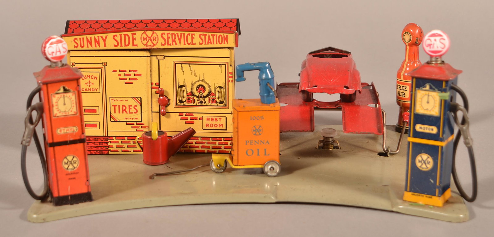 Marx Pressed Steel "Sunny Side Service Station" Toy. (1 of 5)