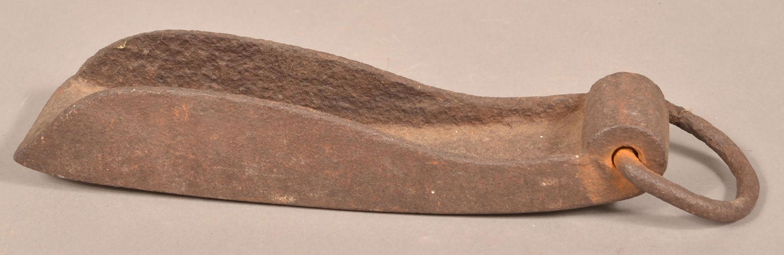 18th/19th Century Cast Iron Conestoga Wagon Ruggle. (1 of 2)