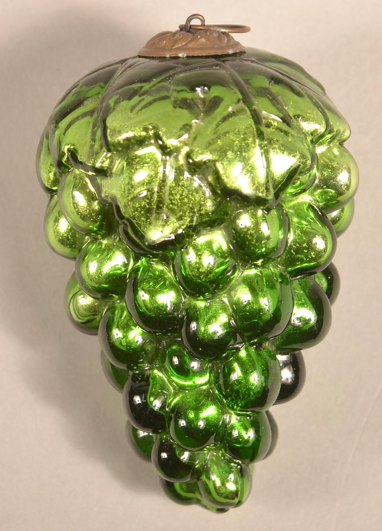 Antique German Green Glass Cluster of Grapes Kugel. (1 of 3)