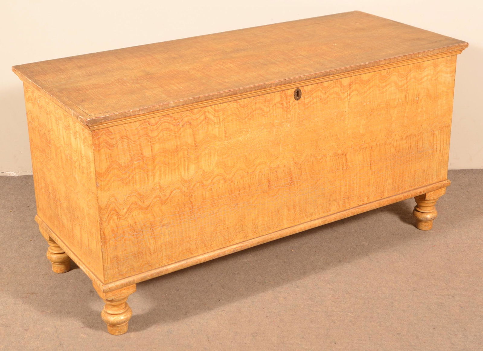 Antique PA Grain Decorated Softwood Blanket Chest. (1 of 3)