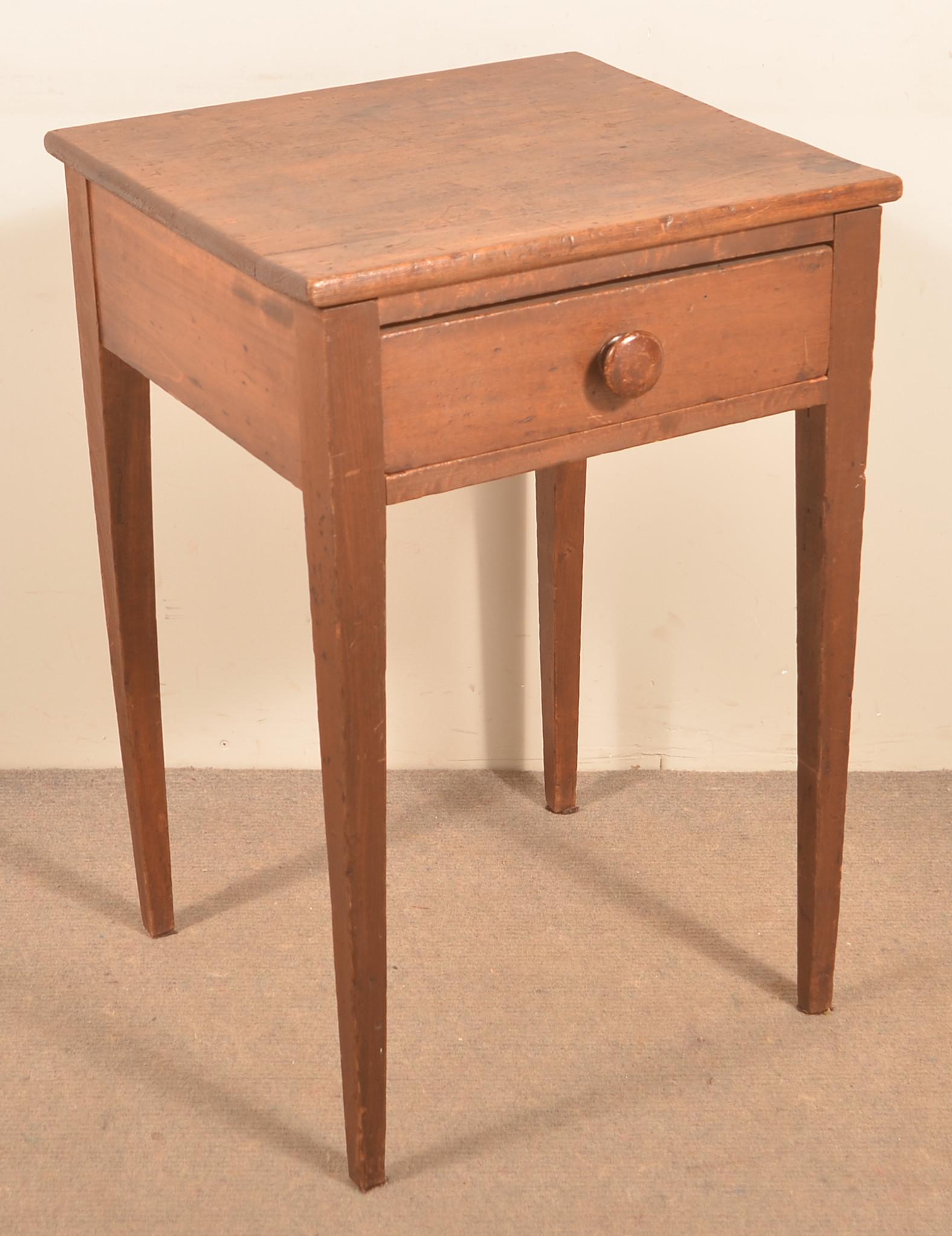 Pennsylvania Hepplewhite Softwood One Drawer Stand. (1 of 2)