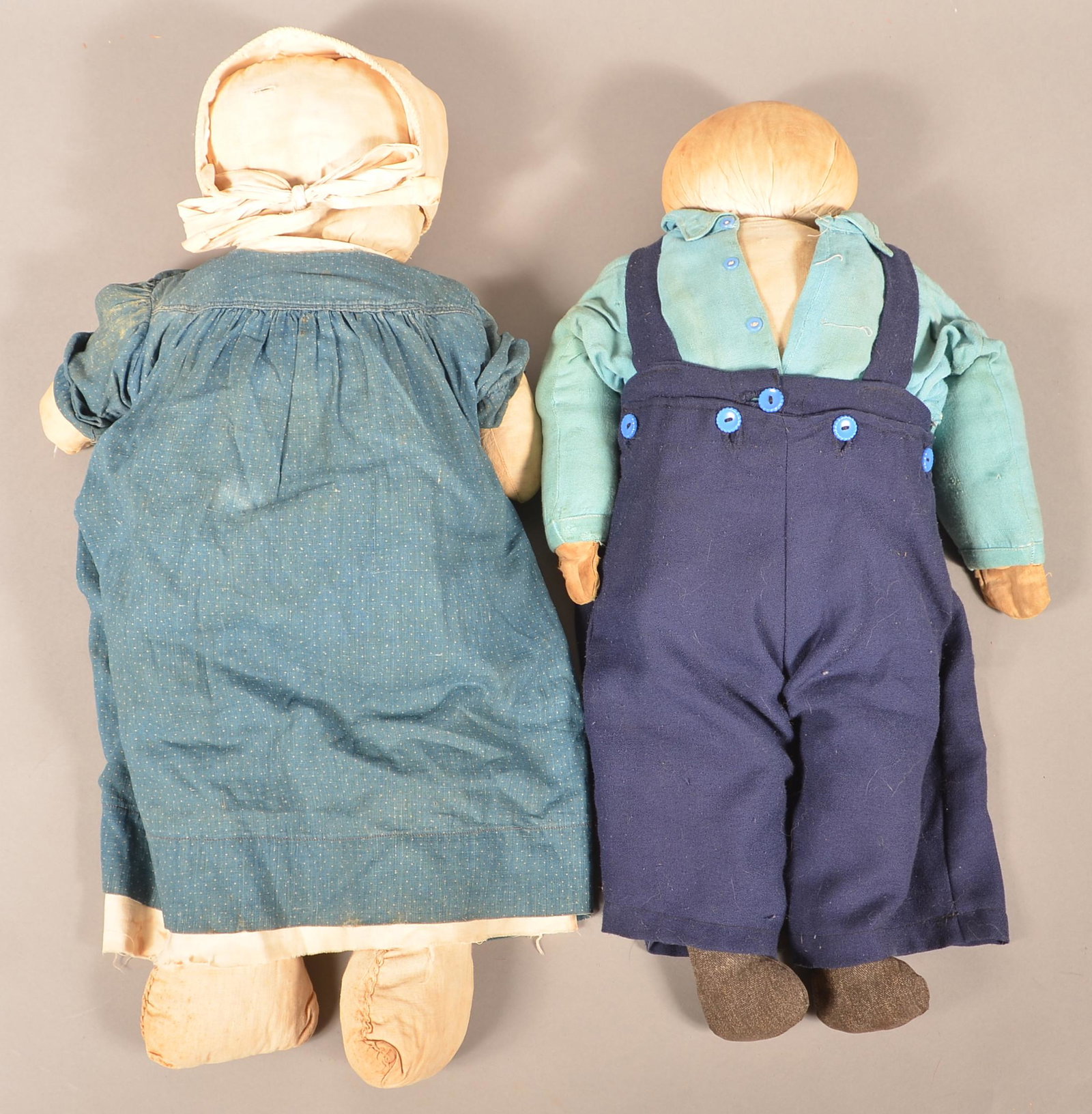 Two Vintage Amish Cloth Dolls in Traditional Dress.: Two Vintage Amish Cloth Dolls in Traditional Dress. Tallest 24''h. Condition: Good with wear.