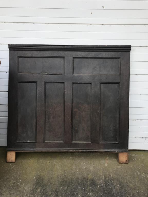 Oak Quarter Sawn Panel: with cornice molding. W-59-3/4” H-58-1/4”. Condition: Good, bottom molding missing.