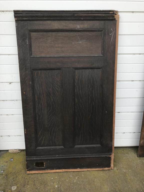 Oak Quarter Sawn Panel : with cornice molding. W-34-1/8”H-58-1/4. Condition:Good, with electrical outlet in base.
