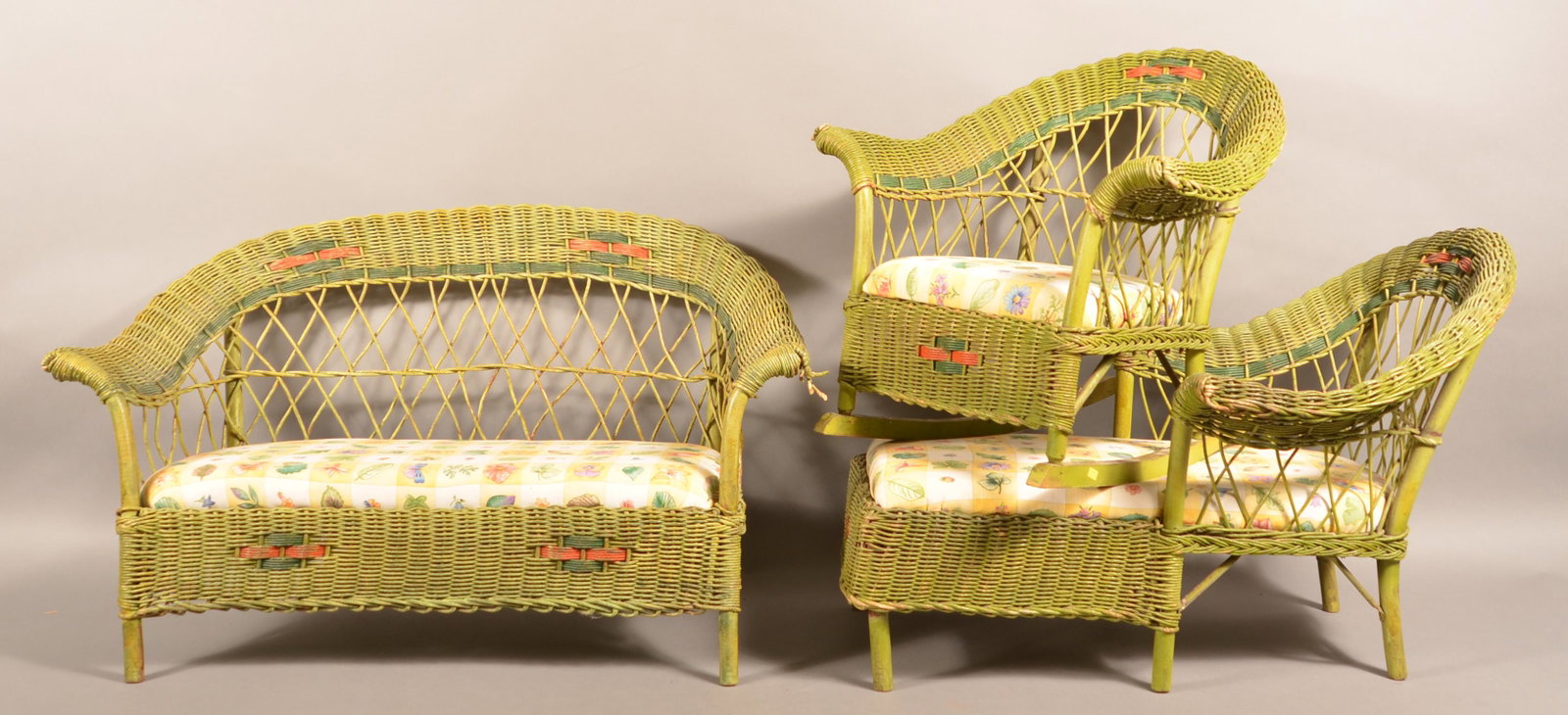 Heywood Wakefield Style Child's 3 Piece Wicker Set.: Heywood Wakefield Style Child's Three Piece Wicker Patio Set. Unsigned. Sofa 39"w. Condition: Good with breaks and losses. Seats are reupholstered.
