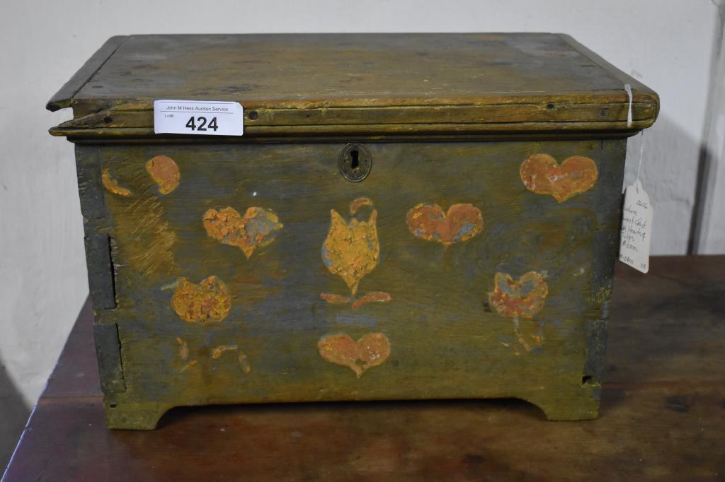 Miniature Lift-Top Paint-Decorated Blanket Chest (1 of 3)
