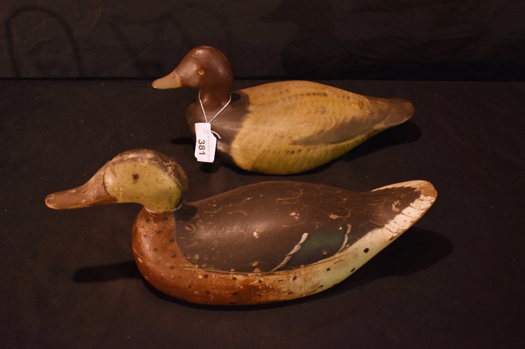 Lot Of 2 Antique Wooden Duck Decoys (1 of 3)