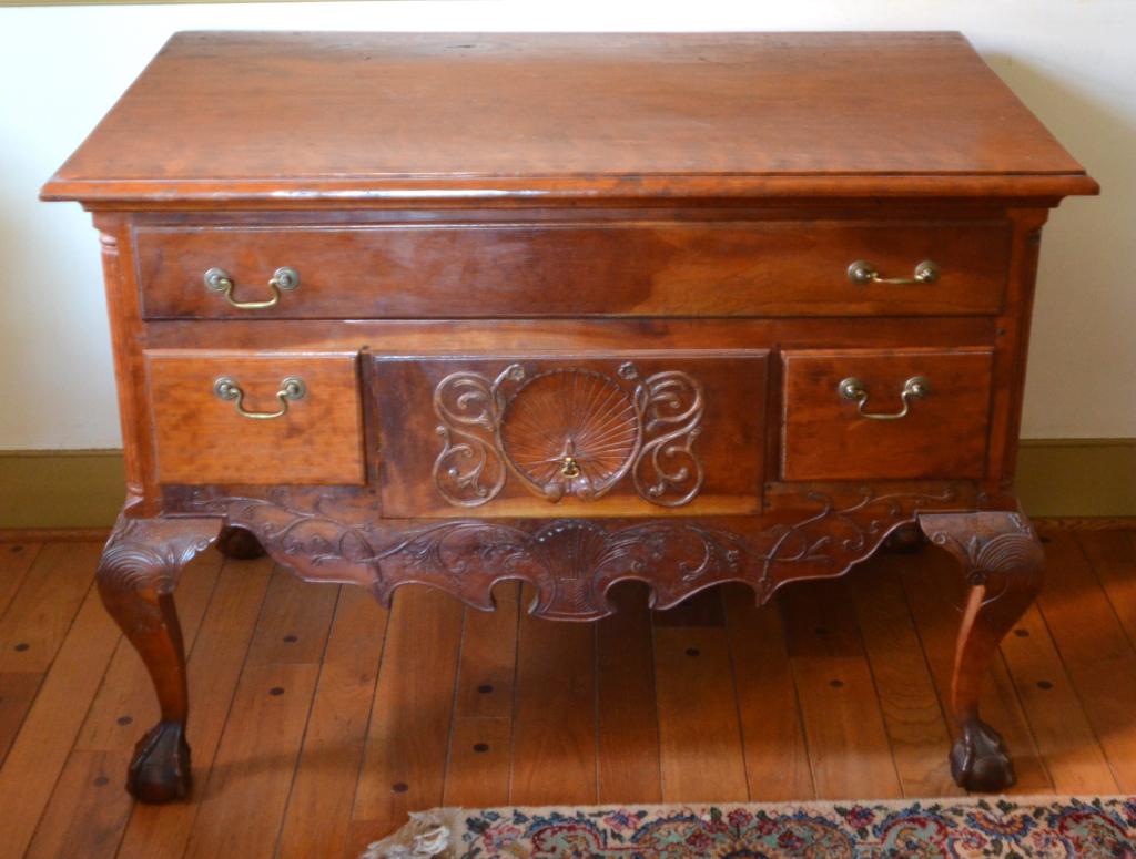 American Centennial Mahogany Lowboy (1 of 4)