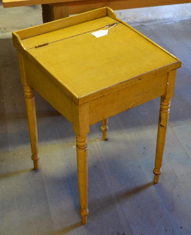 Unusual 19Th Century Grain Painted Child's Lift To (1 of 4)