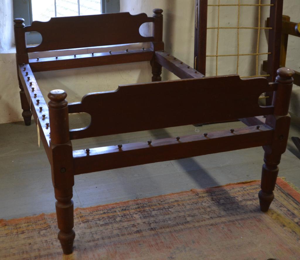 Primitive Red Painted Rope Bed (1 of 5)