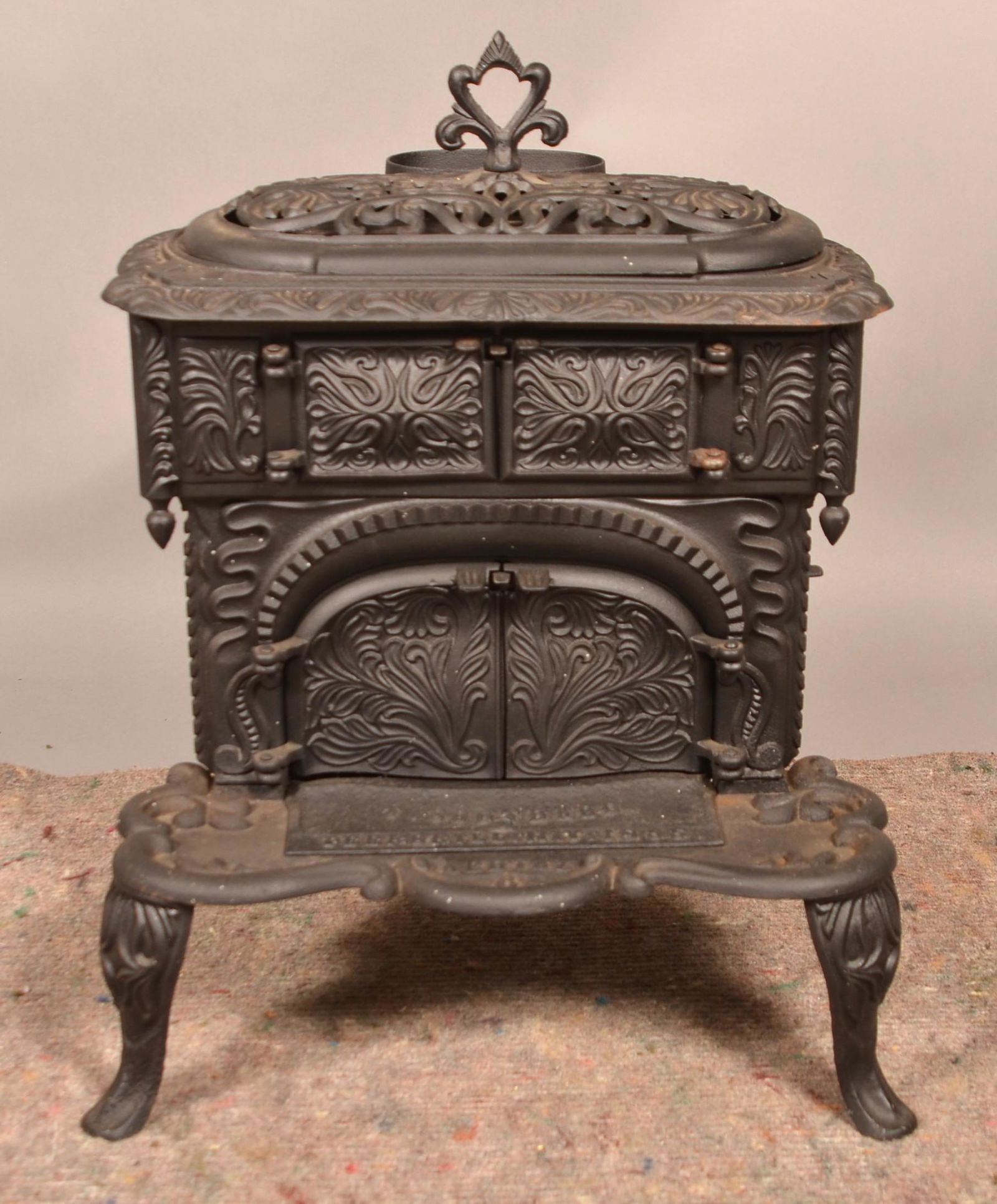 Antique T. Southard "Aerial No. 6" Cast Iron Stove.: Antique T. Southard "Aerial No. 6" Cast Iron Stove. Peekskill N.Y., pat. 1855. 23"h. x 19"w. x 18"d. Condition: Good with light scattered rust and use wear.