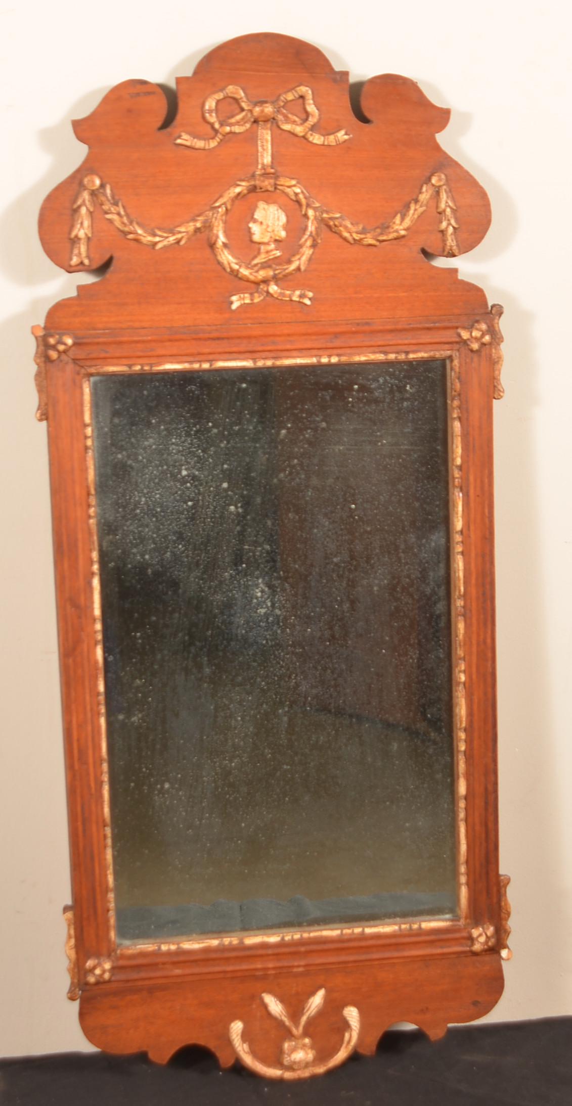 English Chippendale Parcel-Gilt Mahogany Mirror. (1 of 4)