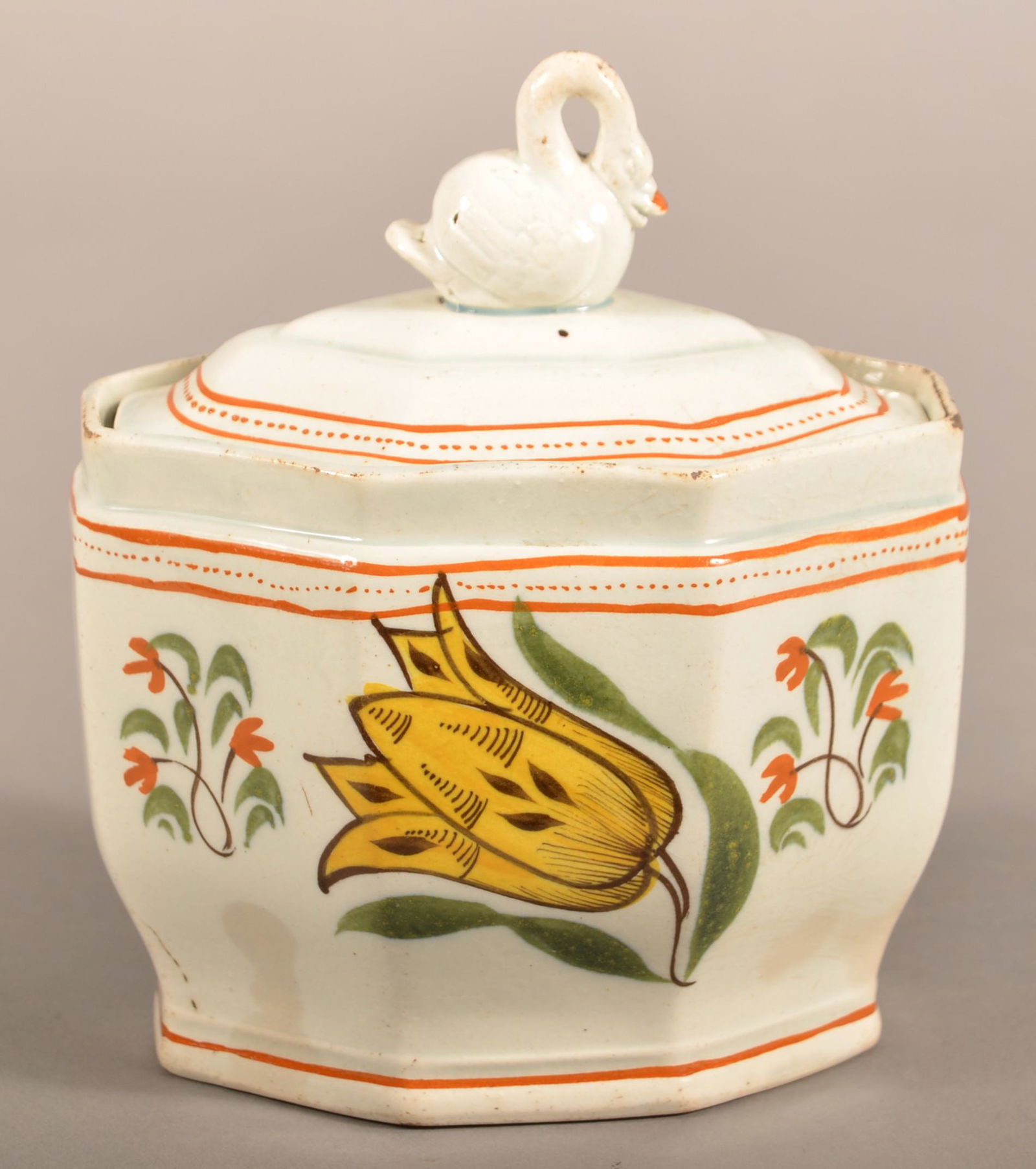 Leeds Soft Paste China Tulip Pattern Covered Sugar Bowl (1 of 5)