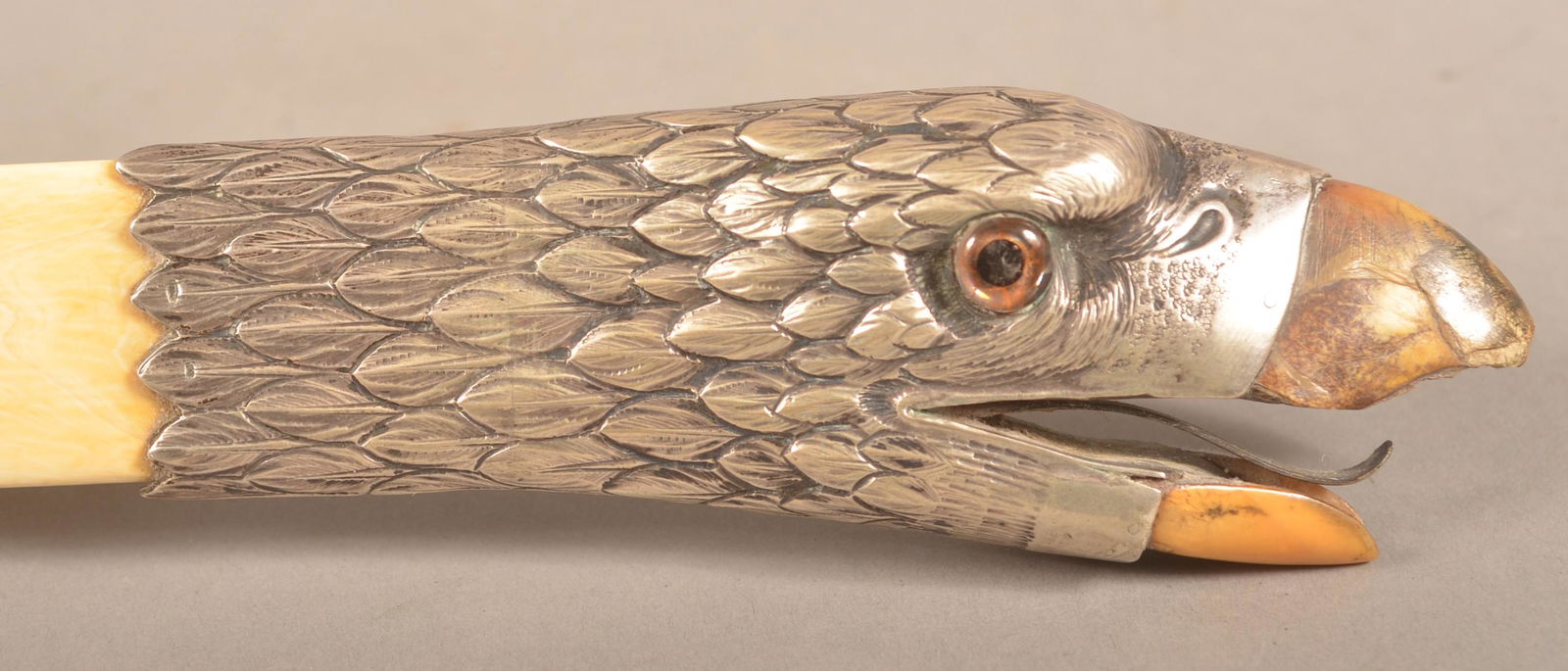 Antique Vienna Austria 800 Silver Mounted Page Turner. (1 of 6)