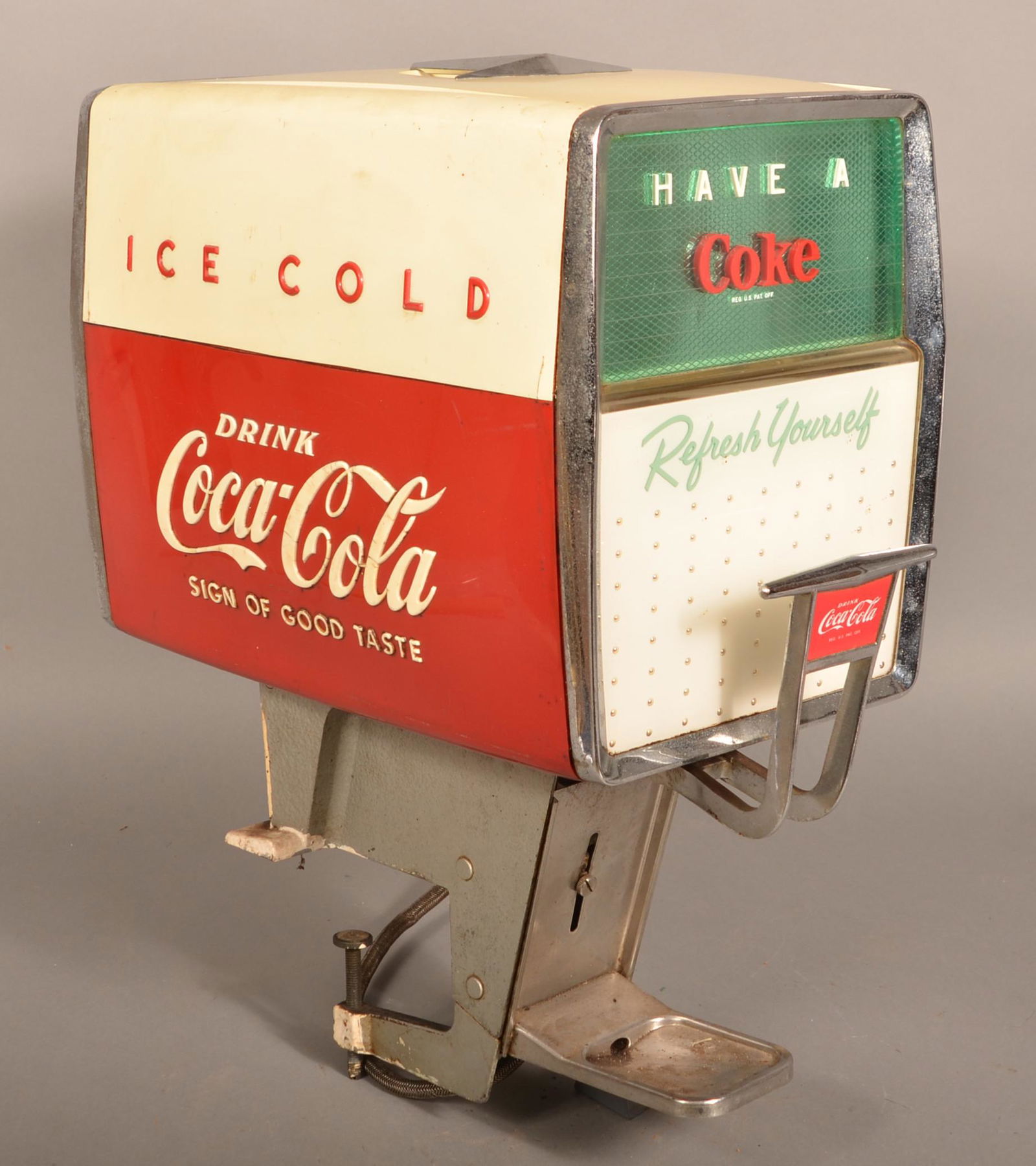 Vintage Dole Citation Coca-Cola Dispenser. (1 of 9)