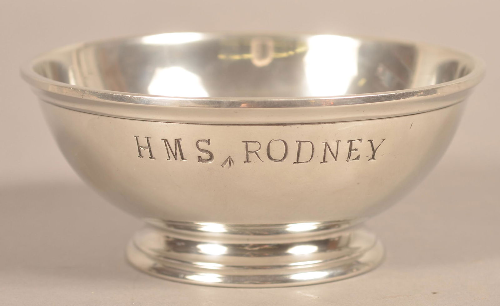 HMS Rodney Silver-Plate Footed Bowl. (1 of 3)