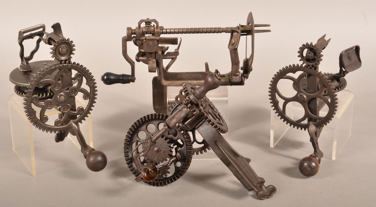 4 Various Antique Cast Metal Mechanical Apple Peelers. (1 of 6)