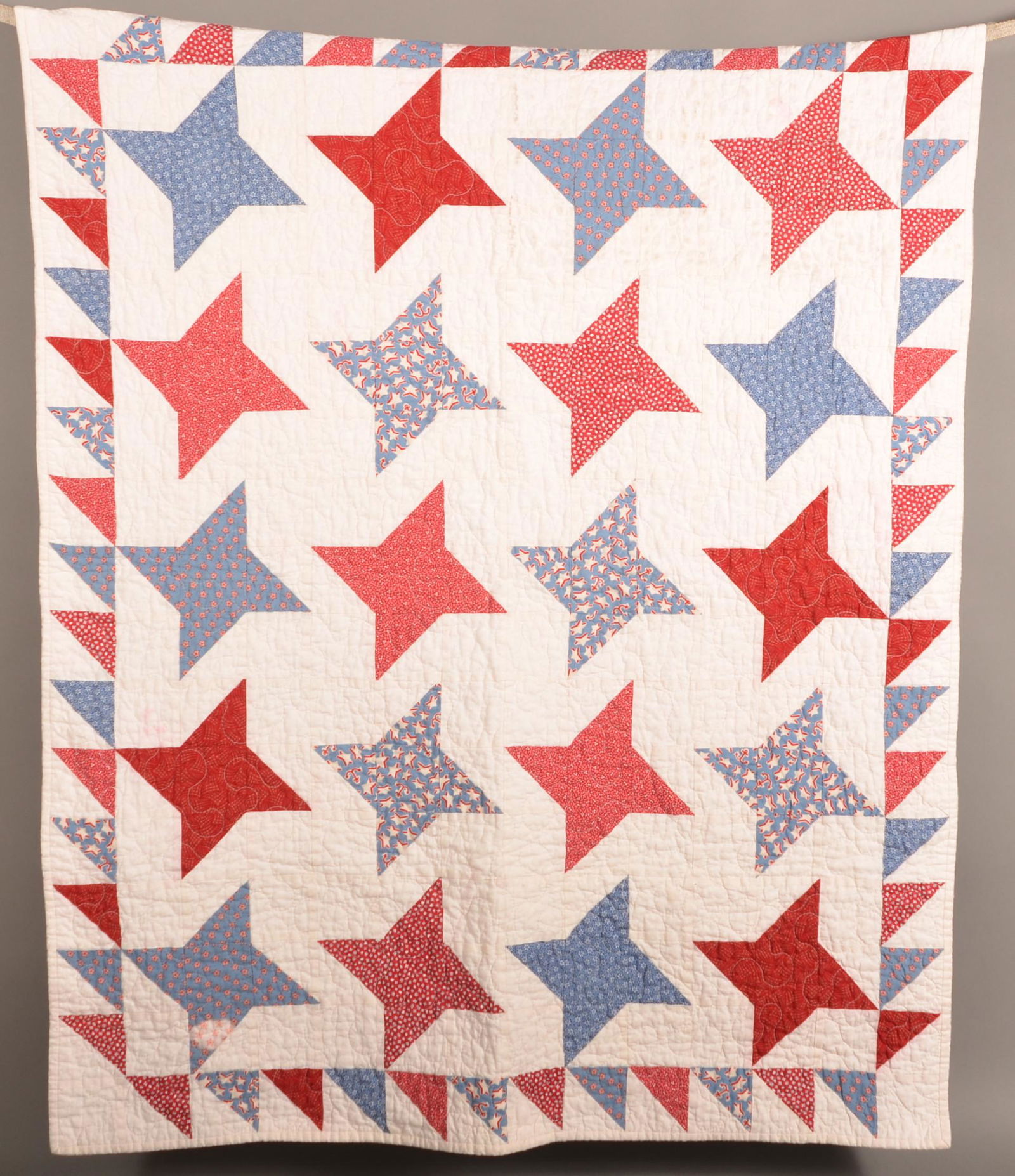 Antique Star Pattern Patchwork Youth Quilt. (1 of 4)