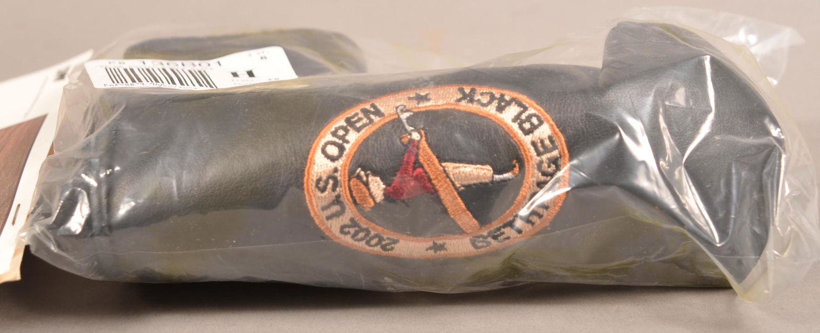 Scotty Cameron 2002 U.S. Open Putter Headcover (1 of 3)