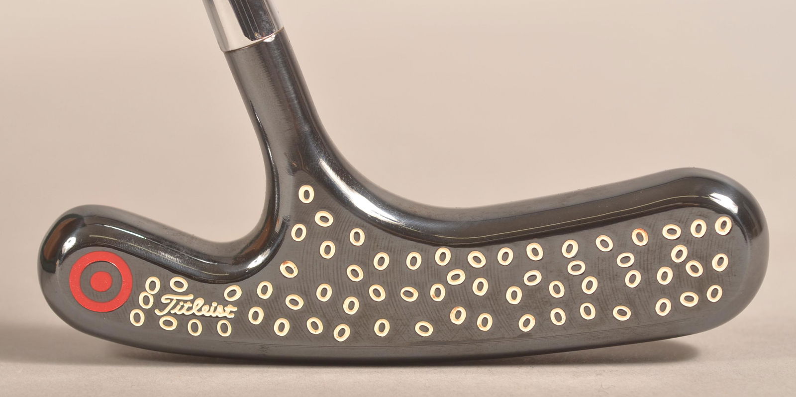 Titleist Scotty Cameron Black Bullseye Tour Putter (1 of 6)