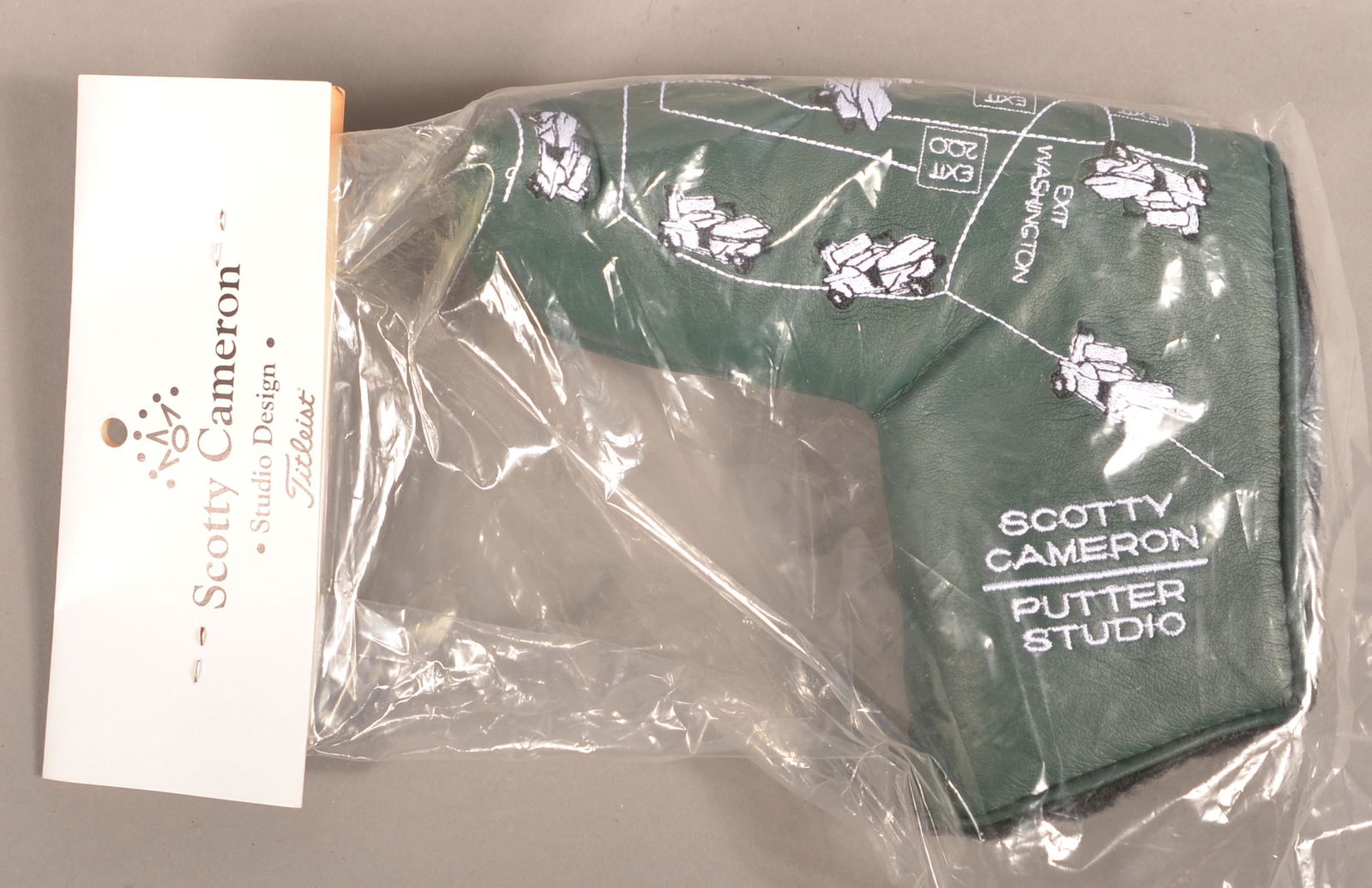 Scotty Cameron 2004 Augusta Headcover (1 of 3)