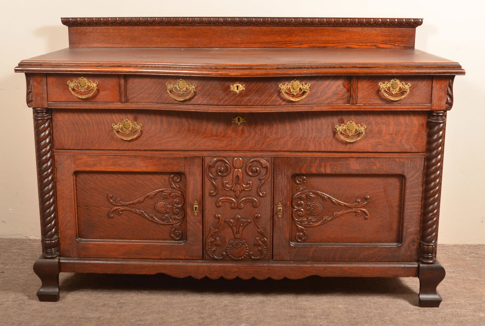 Antique QuarterSawn Oak Sideboard Sep 18, 2021 Conestoga Auction