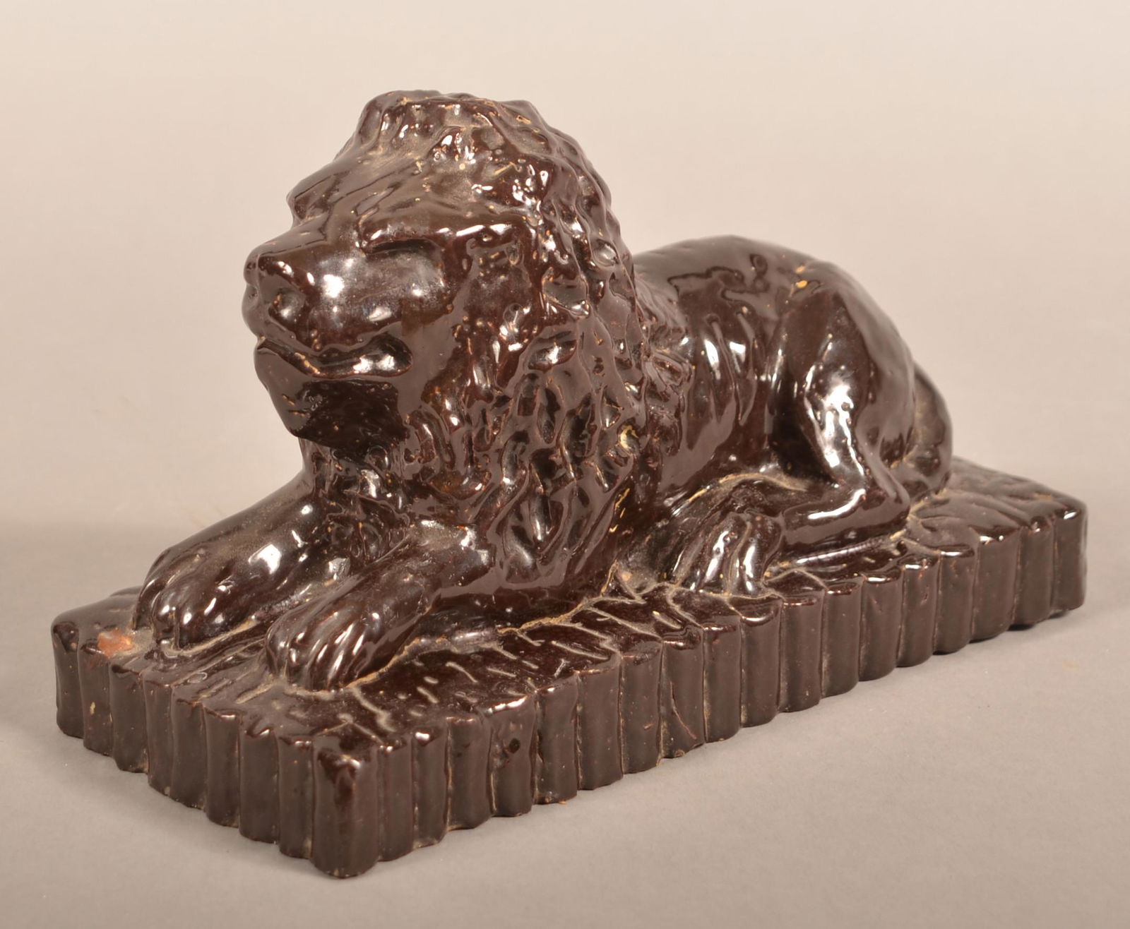 Ohio Sewer Tile Recumbent Lion Doorstop. (1 of 5)