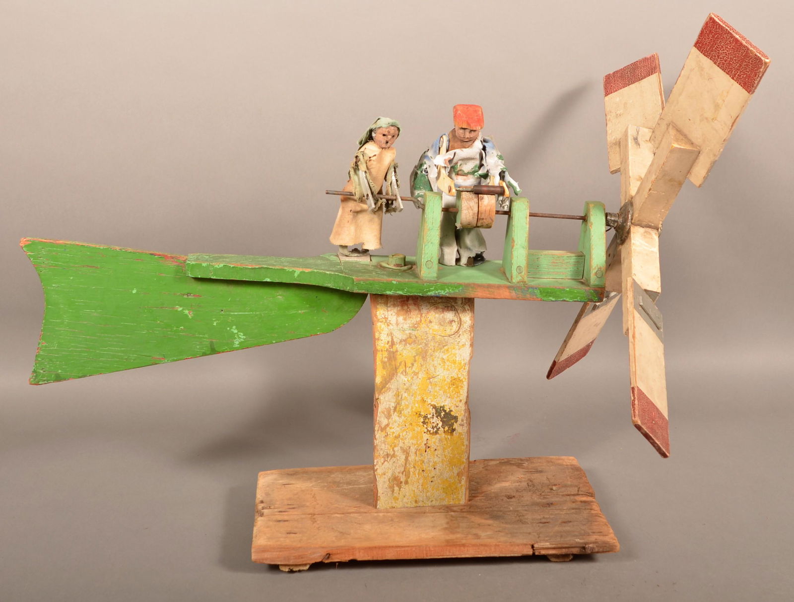 Antique/Vintage Folk Art Painted Wood Whirligig. (1 of 4)