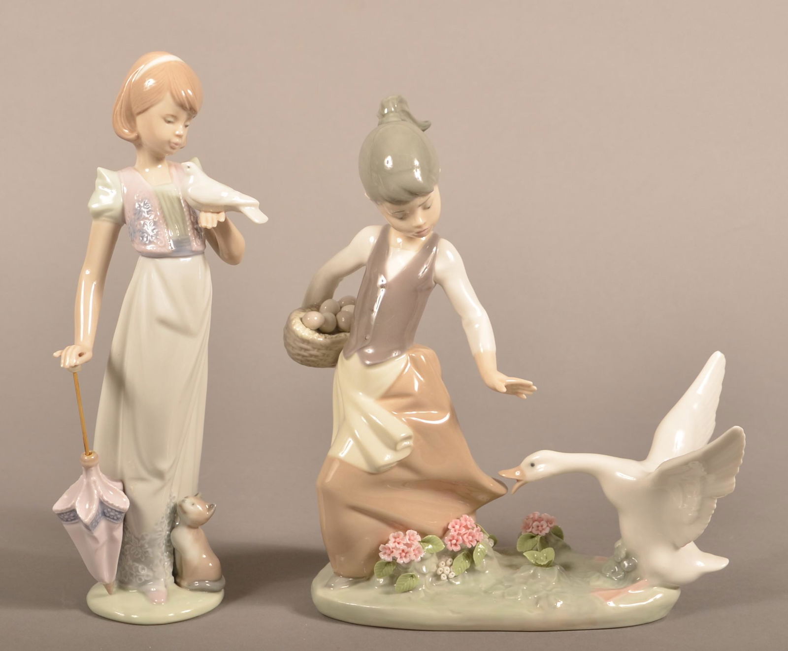 Two Lladro, Spain Glazed Porcelain Figurines. (1 of 4)
