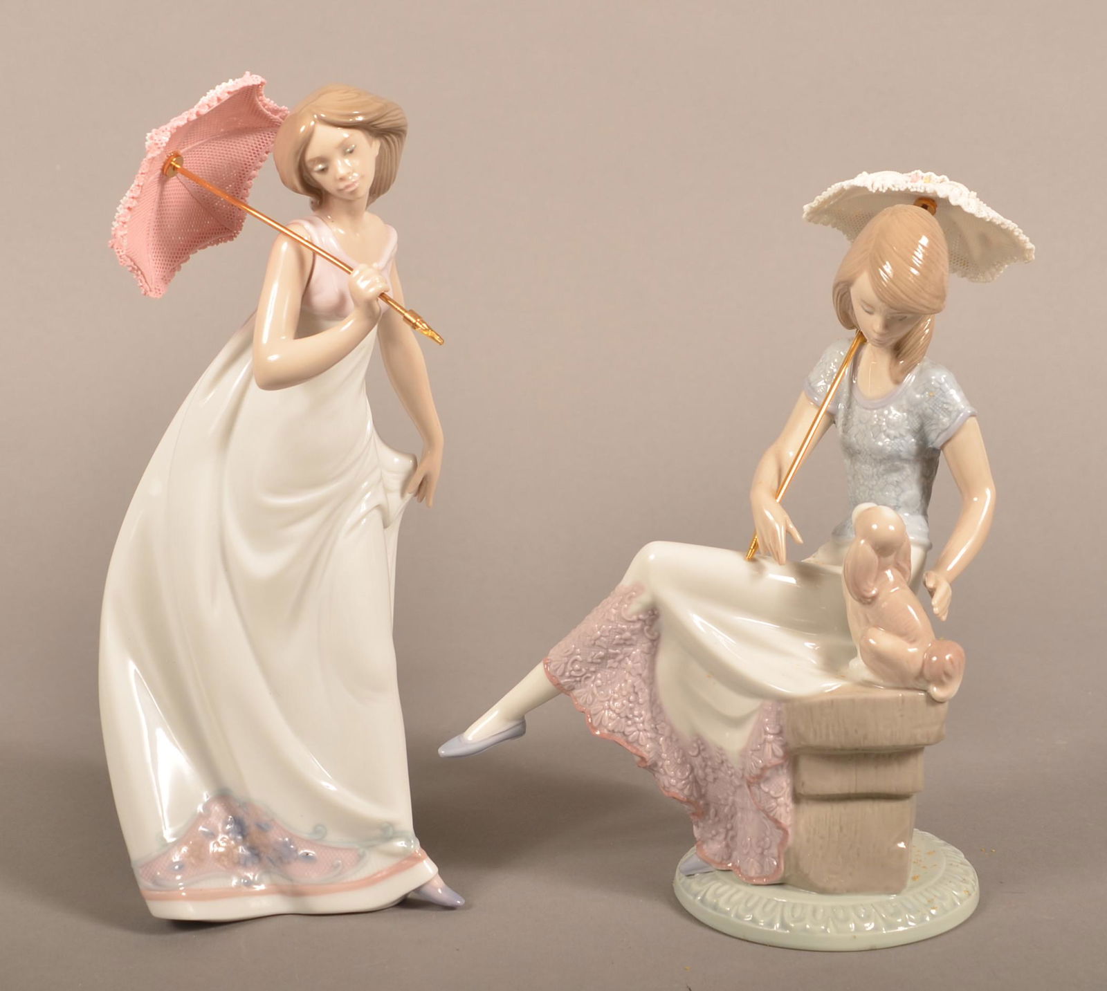 Two Lladro, Spain Glazed Porcelain Figurines. (1 of 4)