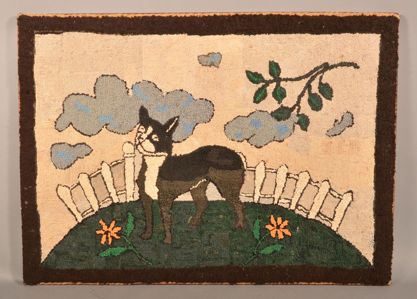 Vintage Boston Bull Terrier Hooked Rug. (1 of 3)