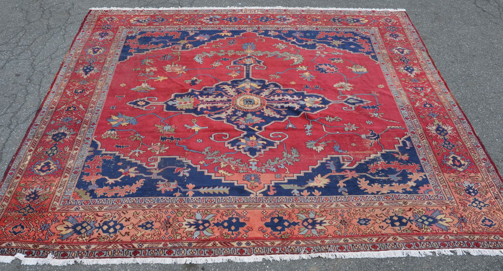 Vintage Floral Pattern Oriental Room Size Rug. (1 of 10)