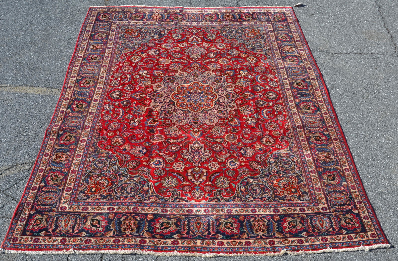 Vintage Floral Pattern Oriental Room Size Rug. (1 of 9)