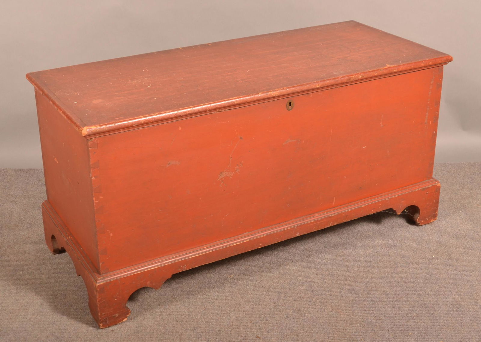 PA Federal Red Painted Softwood Blanket Chest. (1 of 4)