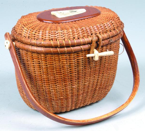 Nantucket Swing-handle Basket Purse, clipper ship : Nantucket Swing-handle Basket Purse, clipper ship and house scene scrimshaw ivory on lid signed Tim Richards, ivory closure & handle pins, 11-3/4"h x 9-1/2"w x 7-1/4"d. . Condition: Very good.