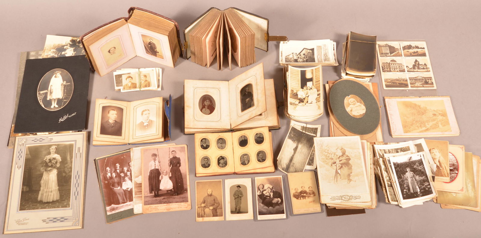 Lot of Various Antique/Vintage Photographs. (1 of 6)