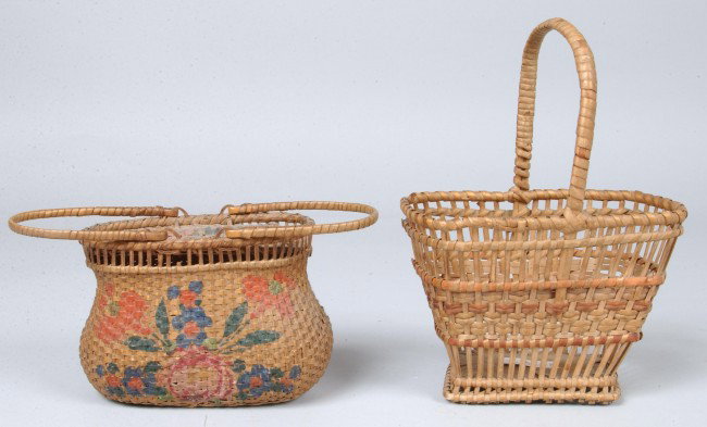 Two Small Woven Baskets; Chinese rice/straw purse : Two Small Woven Baskets; Chinese rice/straw purse basket with floral polychrome paint decoration, 4" high and a open work basket with fixed handle and wood base, 8 1/2" high. Condition: Good with mino