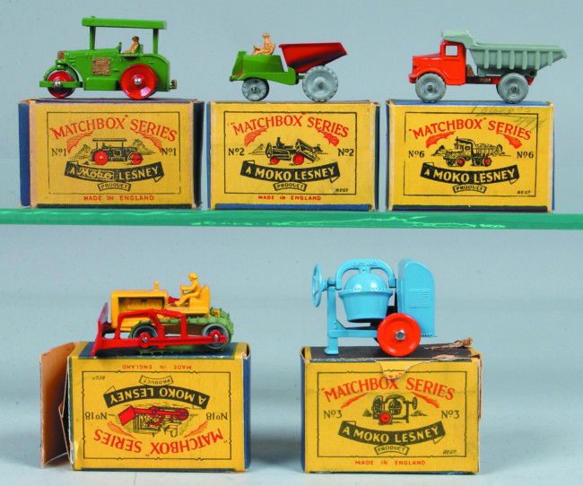 Five Moko Lesney Matchbox Vehicles, all with origi: Five Moko Lesney Matchbox Vehicles, all with original boxes; 1 Diesel Road Roller, 2 Site Dumper, 3 Cement Mixer, 6 Quarry Truck and 18 Caterpillar Bulldozer. Condition: Very good, boxes have minor we