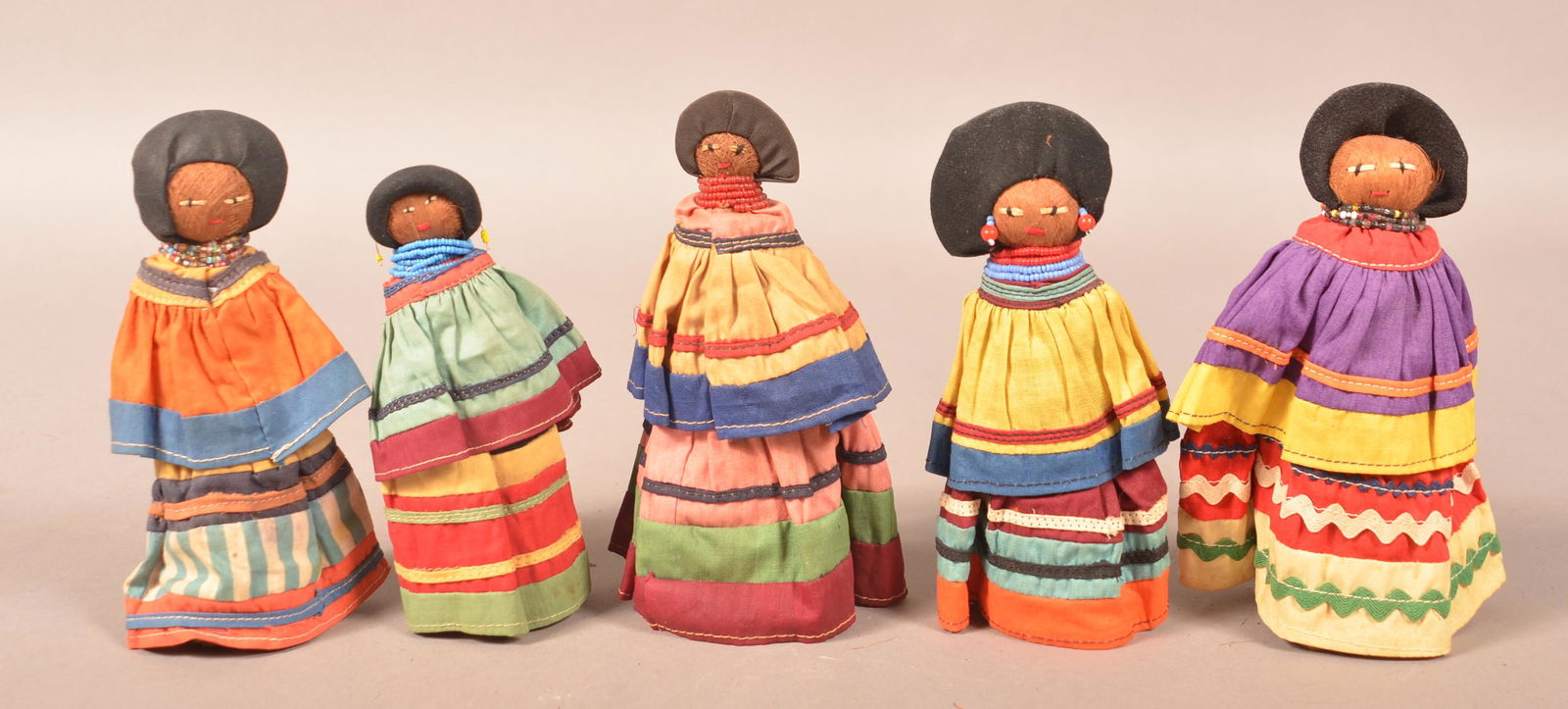 Five Vintage Seminole Indian Dolls. (1 of 2)
