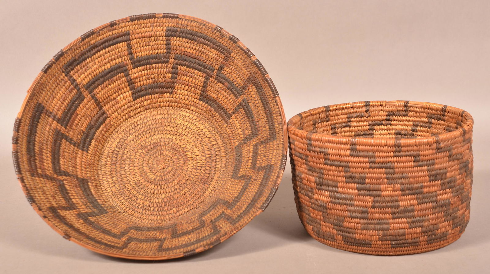 Two Antique/Vintage Pima Coiled Baskets. (1 of 3)