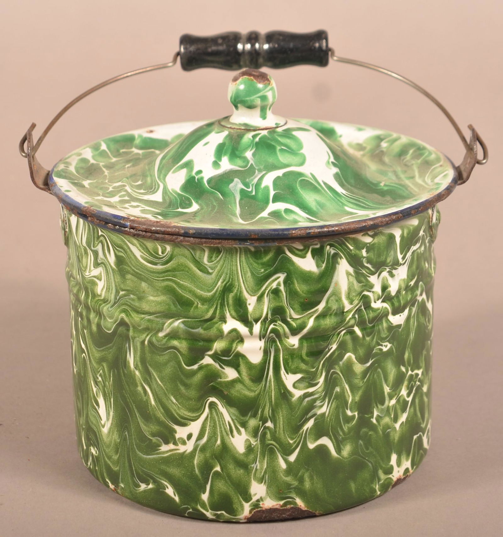 Green and White Large Swirl Granite Ware Covered Pail. (1 of 4)