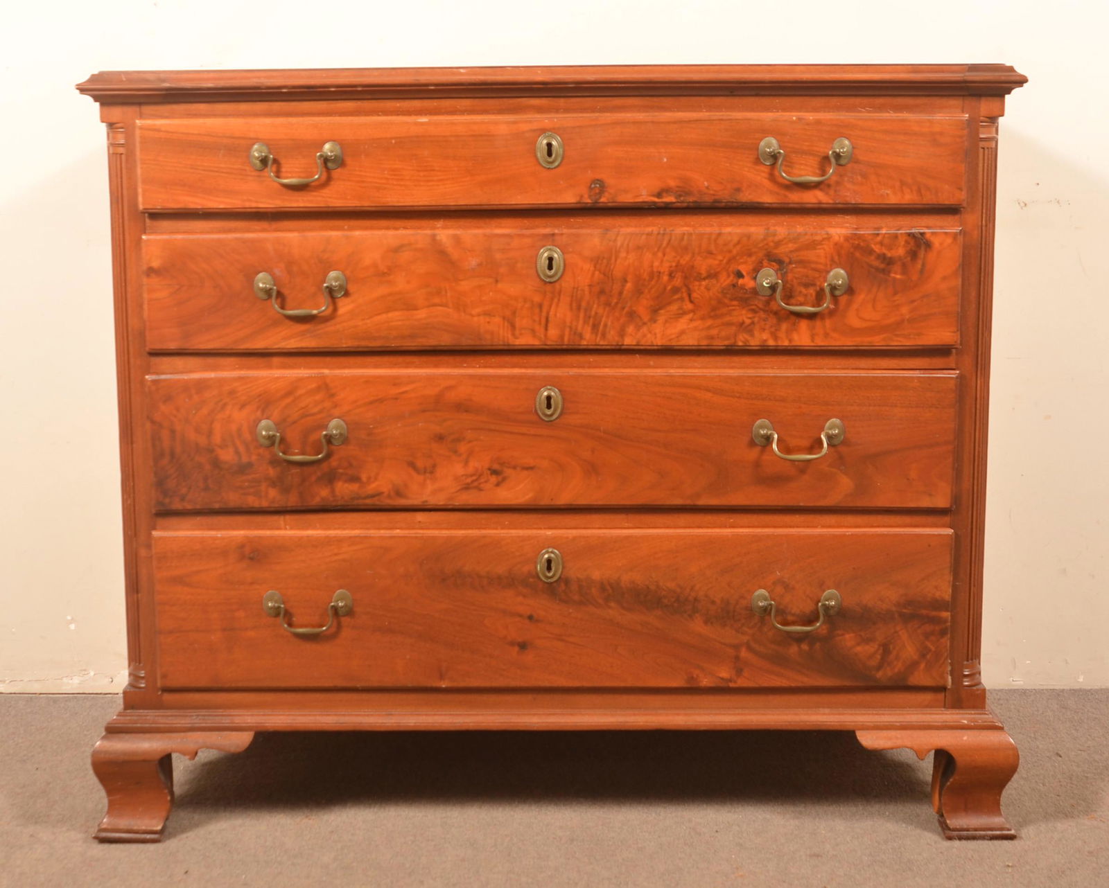 Pennsylvania Chippendale Walnut Chest of Drawers. (1 of 3)