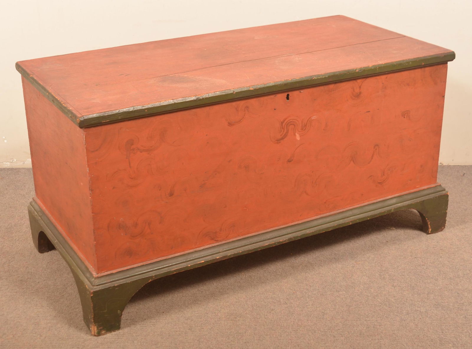 PA Country Federal Painted Softwood Blanket Chest. (1 of 5)