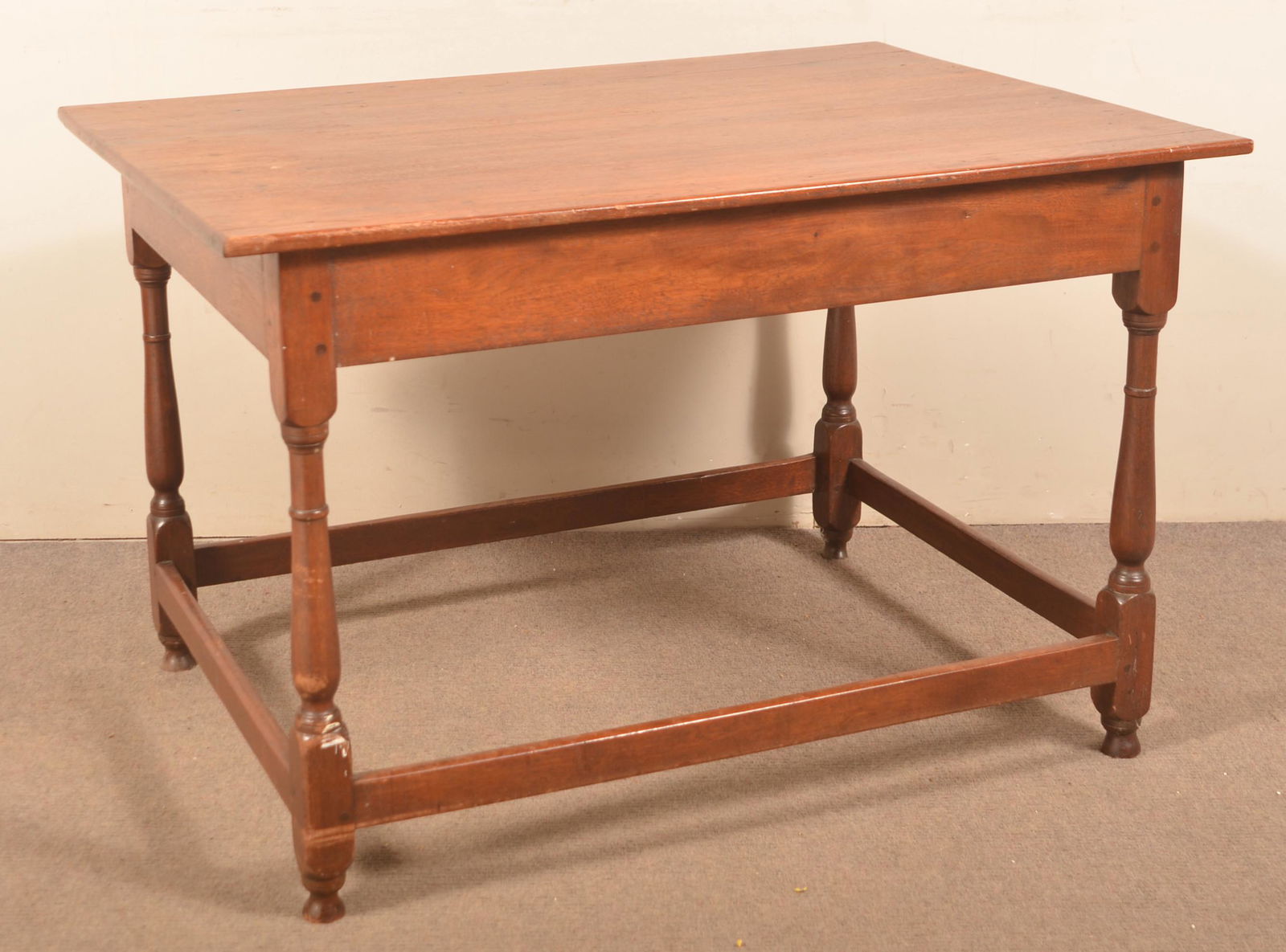 Pennsylvania Sheraton Stretcher Base Farm Table. (1 of 2)