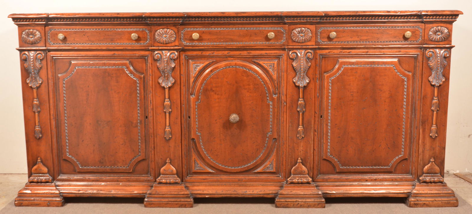 Francesco Molon Period Style Sideboard. (1 of 5)