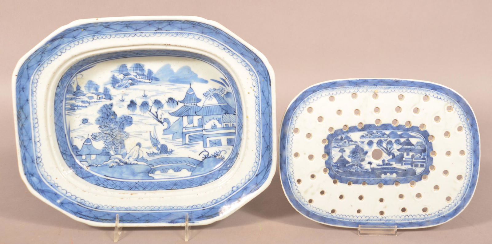 19th Century Canton Oriental Porcelain Meat Platter. (1 of 3)