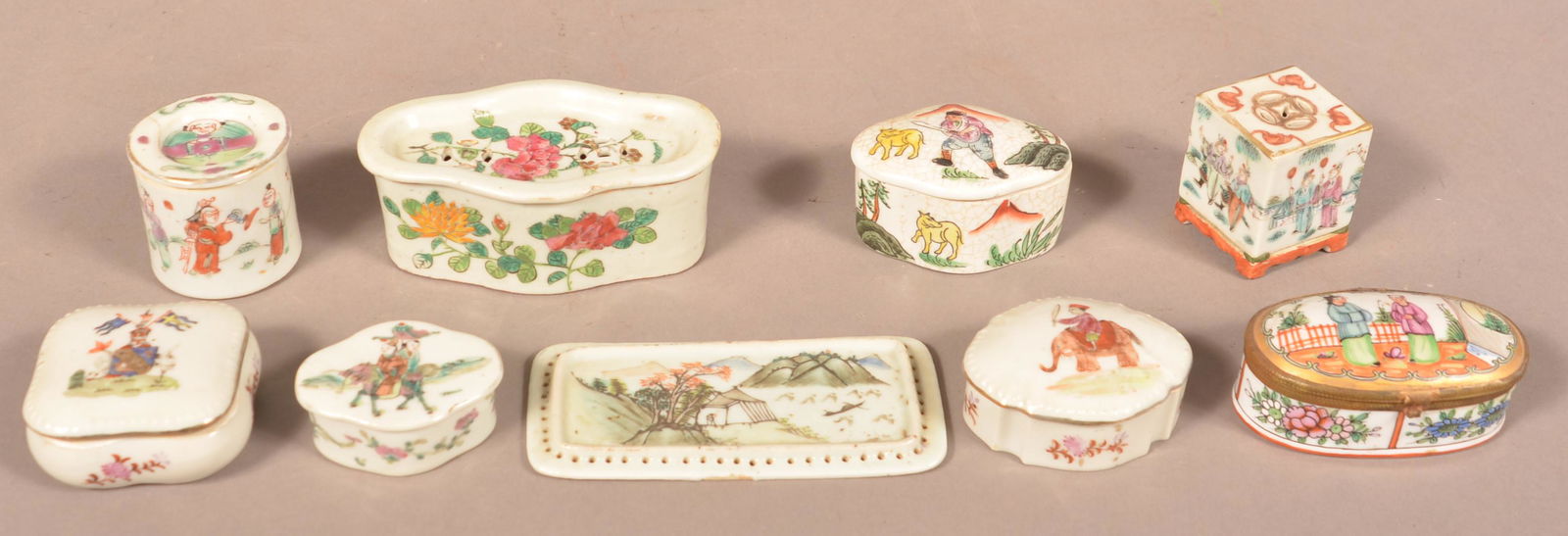 Lot of Antique Oriental Porcelain. (1 of 3)